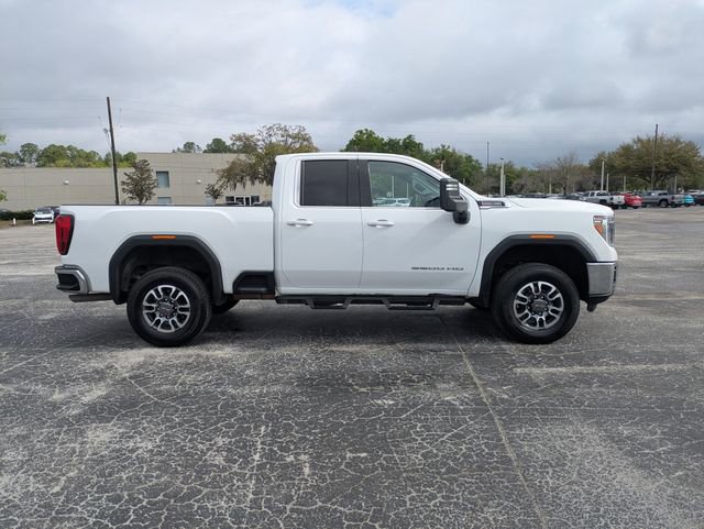 Used 2021 GMC Sierra 2500 SLE w/ SLE Value Package; image 3