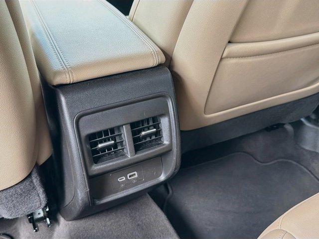 Certified 2025 Cadillac XT4 Premium Luxury FWD image 28