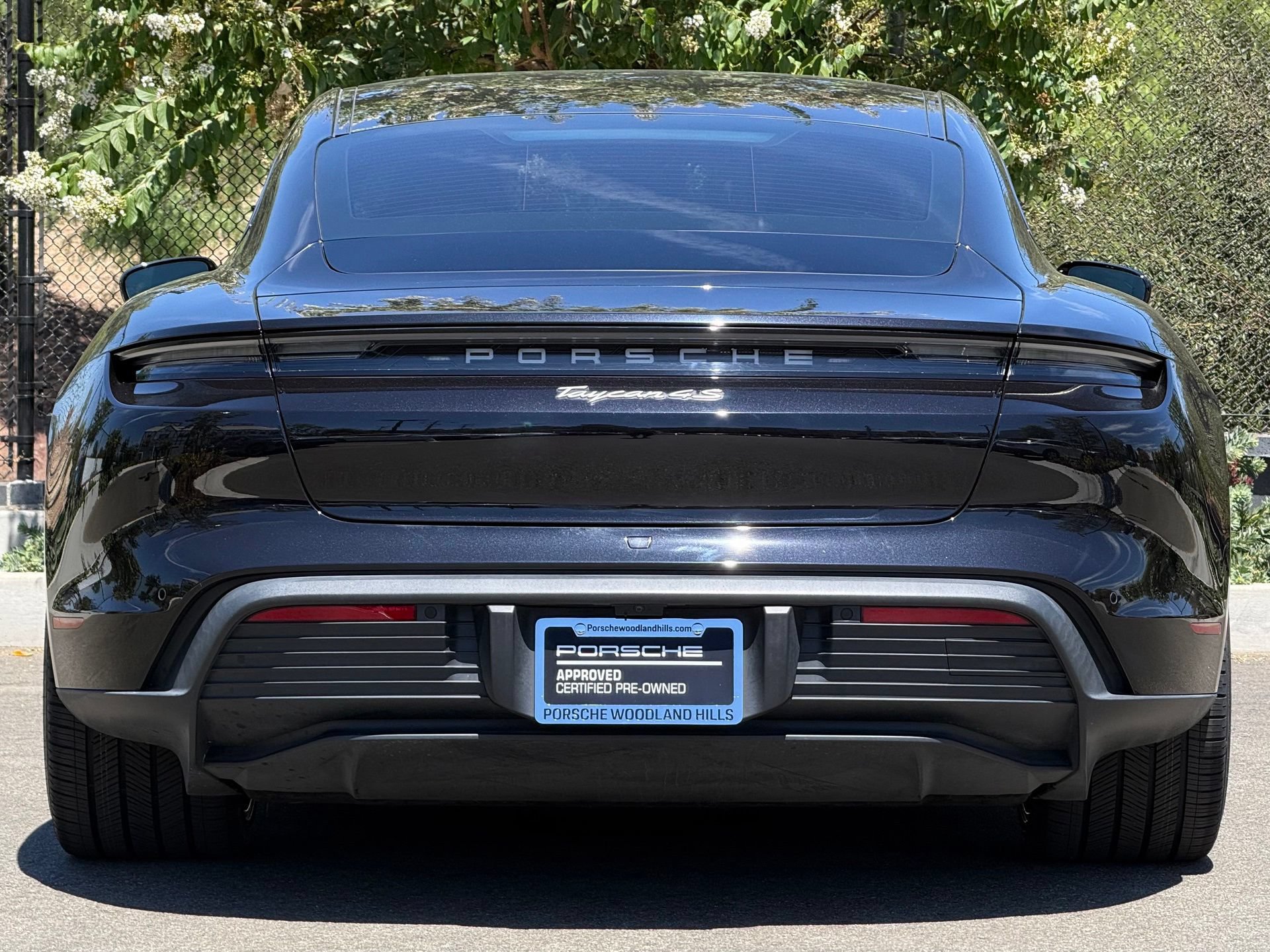 Certified 2022 Porsche Taycan 4S AWD/4WD image 6