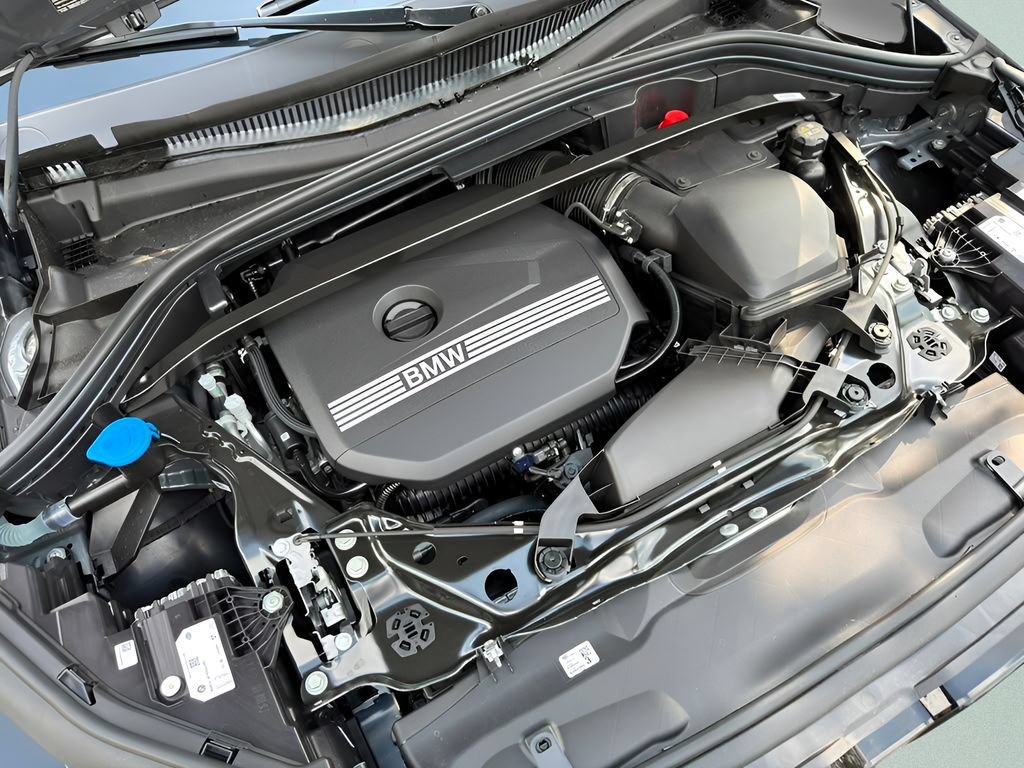 New 2026 BMW X2 xDrive28i AWD/4WD image 24