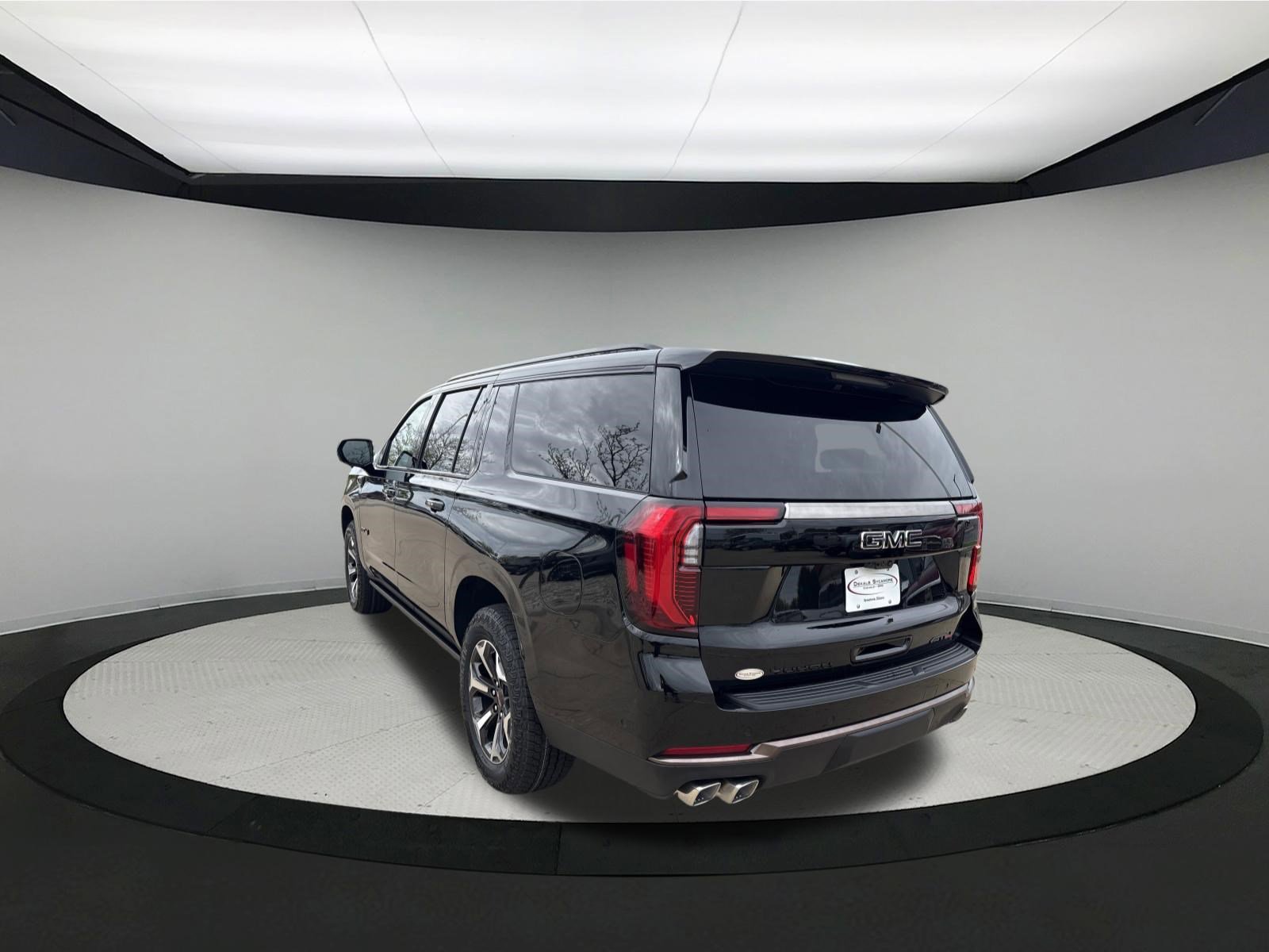 New 2026 GMC Yukon XL AT4 Ultimate AWD/4WD image 5