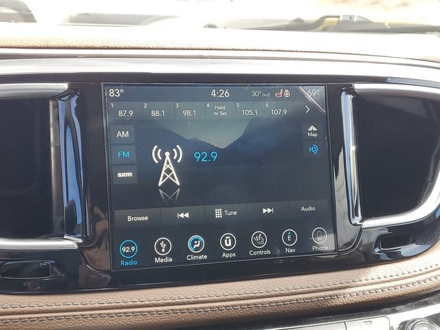 Used 2017 Chrysler Pacifica Limited w/ UConnect Theater Package image 23