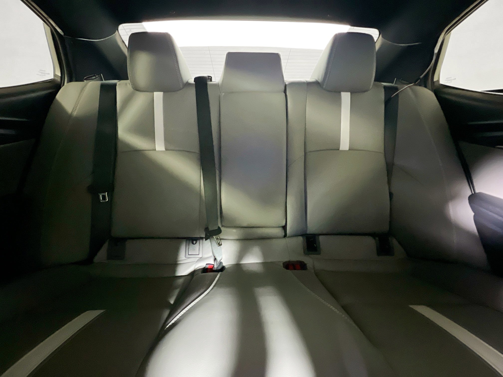 Used 2026 Toyota Camry SE FWD image 33