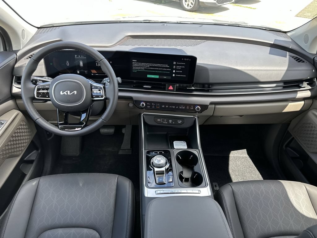 New 2026 Kia Carnival EX FWD image 9