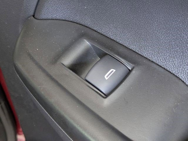 Used 2025 Chevrolet TrailBlazer LT AWD/4WD image 29