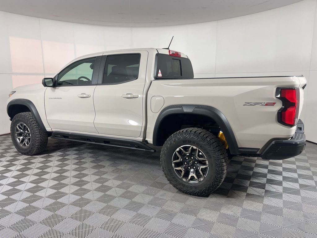New 2026 Chevrolet Colorado ZR2 w/ Technology Package AWD/4WD image 8