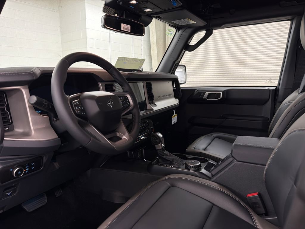 New 2026 Ford Bronco Outer Banks AWD/4WD image 6