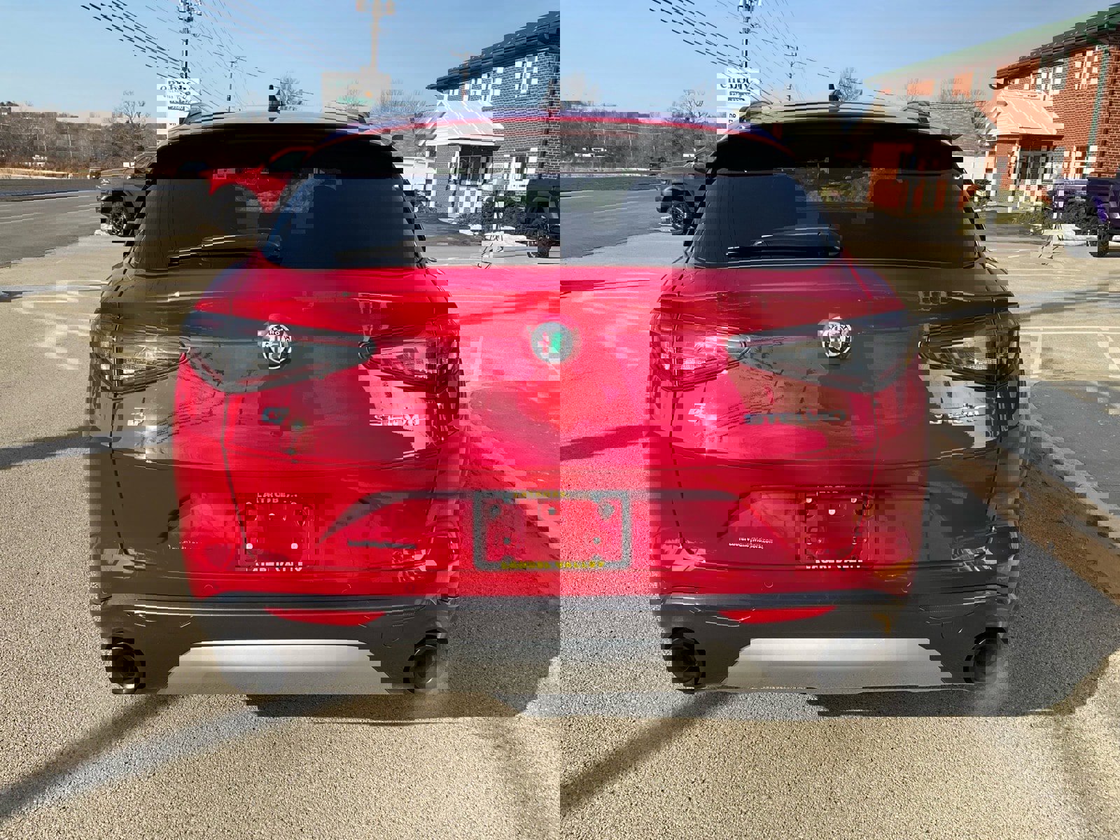 Used 2024 Alfa Romeo Stelvio Ti image 4