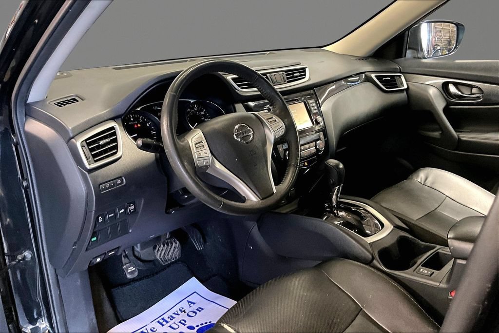 Used 2016 Nissan Rogue SL FWD image 12