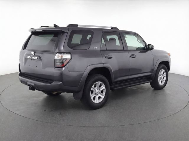 Used 2020 Toyota 4Runner SR5 Premium w/ Moonroof Package image 4