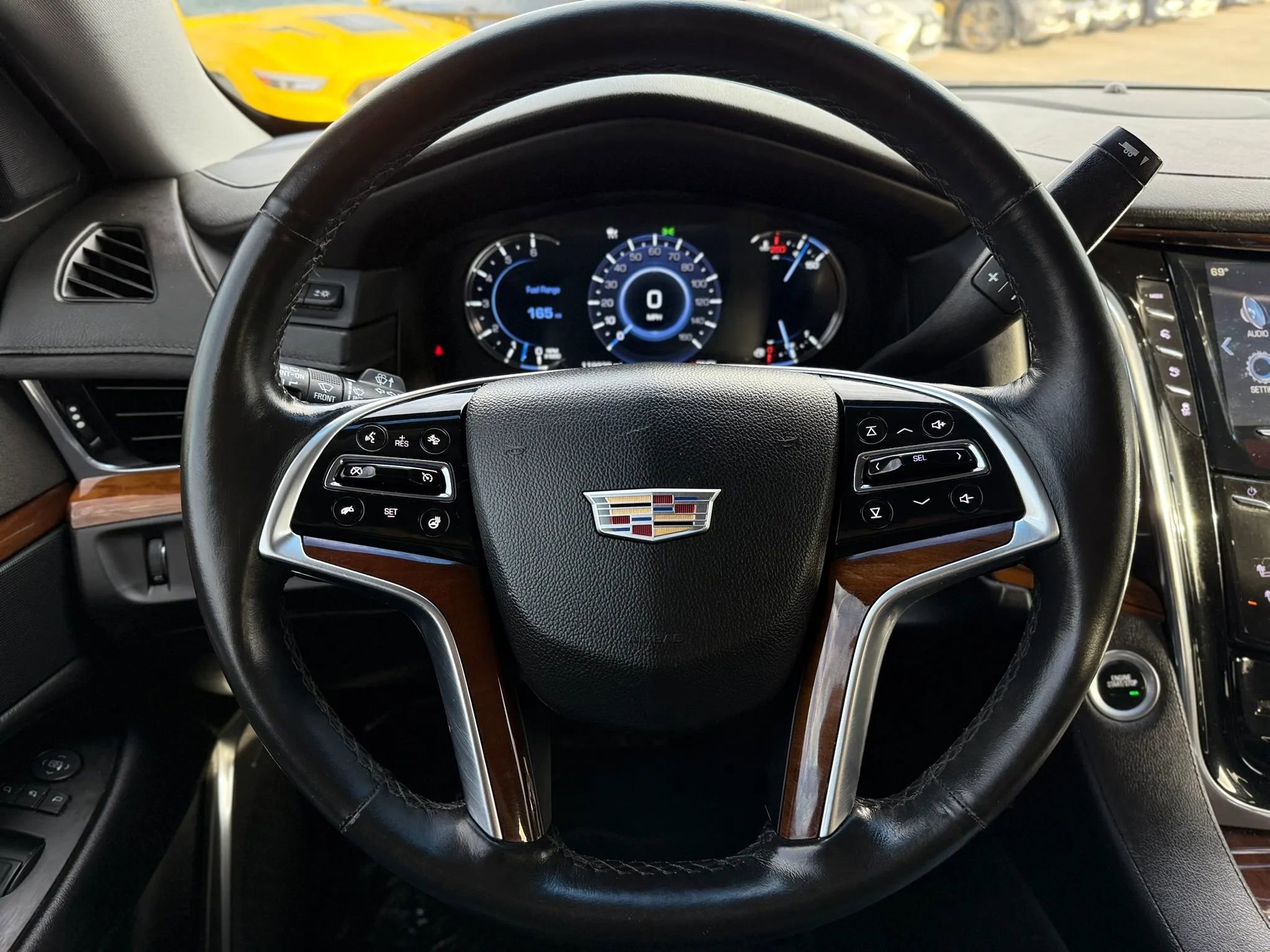 Used 2017 Cadillac Escalade Premium Luxury image 33