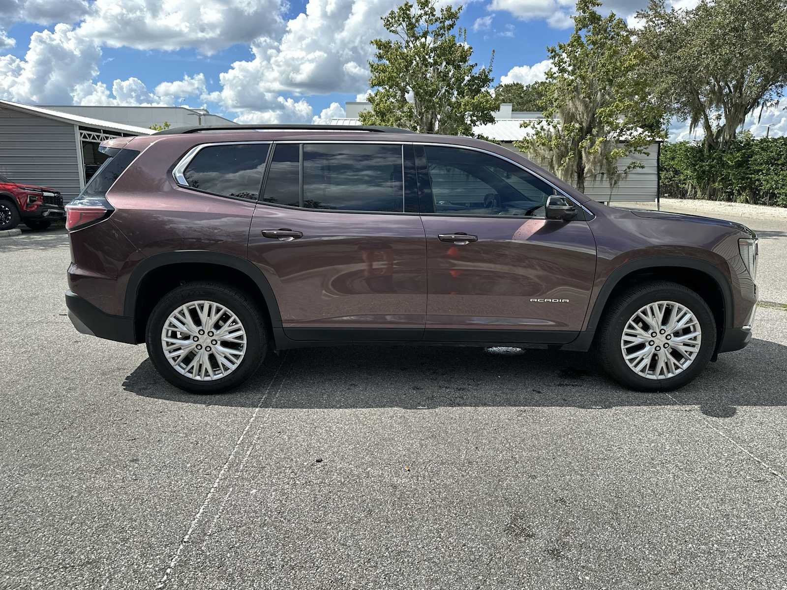 Certified 2024 GMC Acadia Elevation AWD/4WD image 7