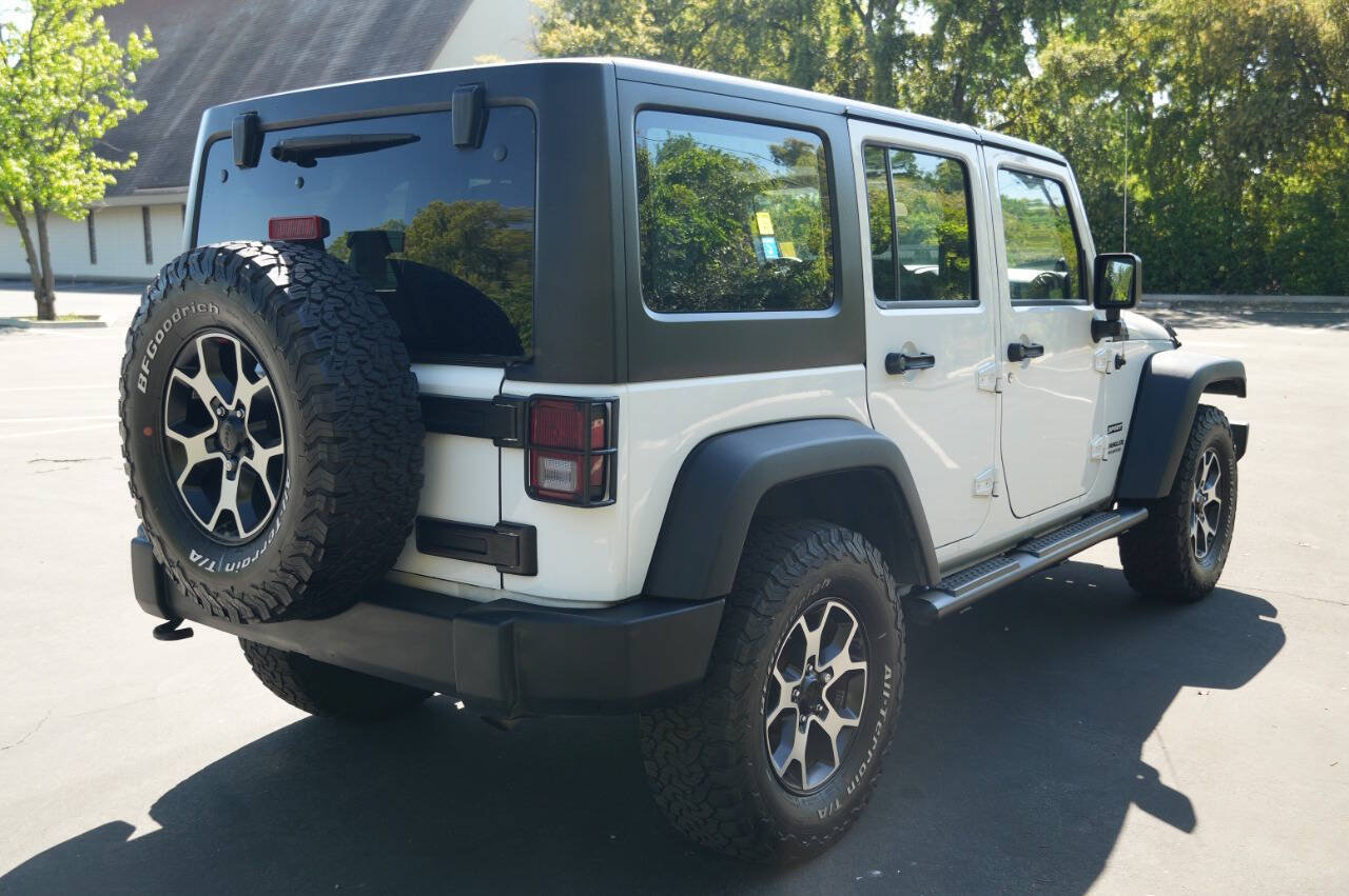 Used 2014 Jeep Wrangler Unlimited Sport w/ Mopar Black Appearance Group AWD/4WD image 7