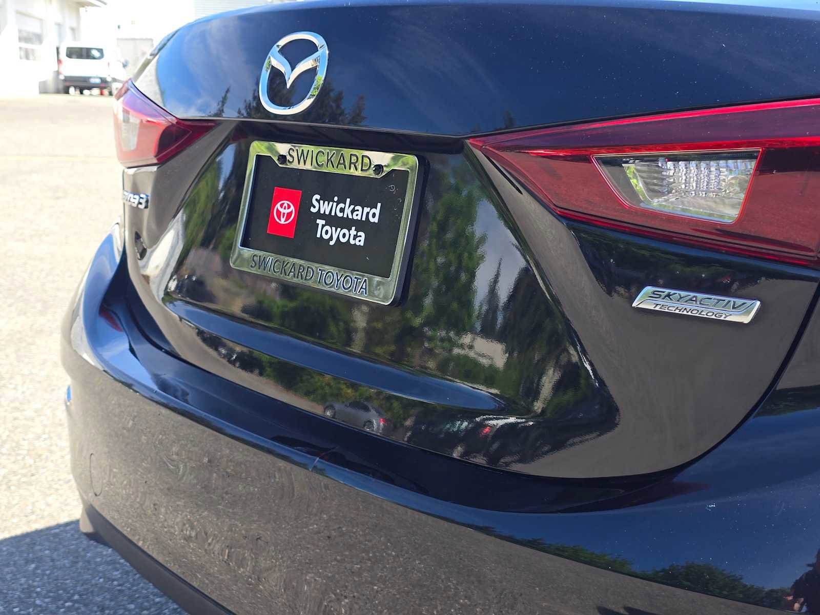 Used 2014 MAZDA MAZDA3 i SV FWD image 13