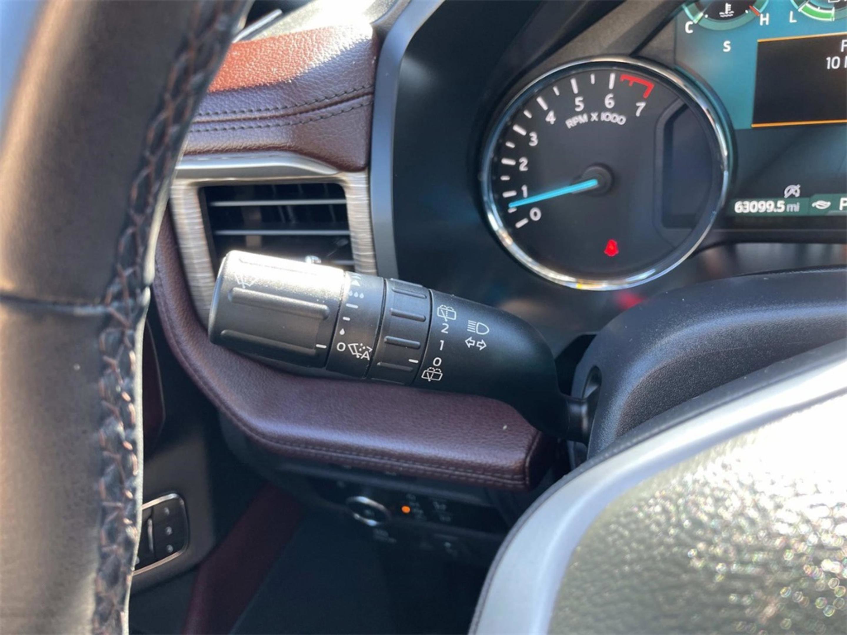 Used 2023 Ford Expedition Limited image 31