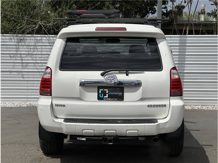 Used 2007 Toyota 4Runner SR5 AWD/4WD image 11