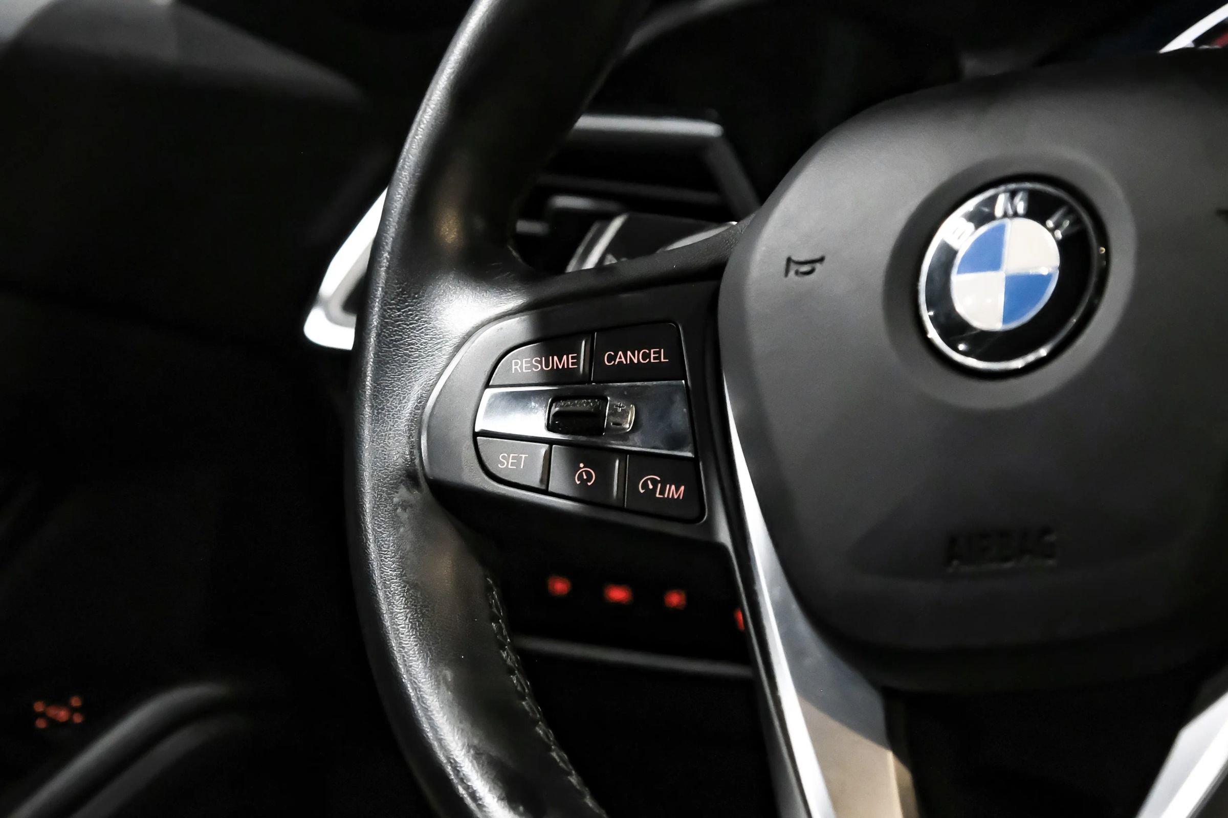 Used 2019 BMW 330i Sedan w/ Convenience Package image 18