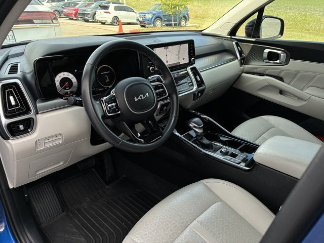 Used 2023 Kia Sorento SX image 10