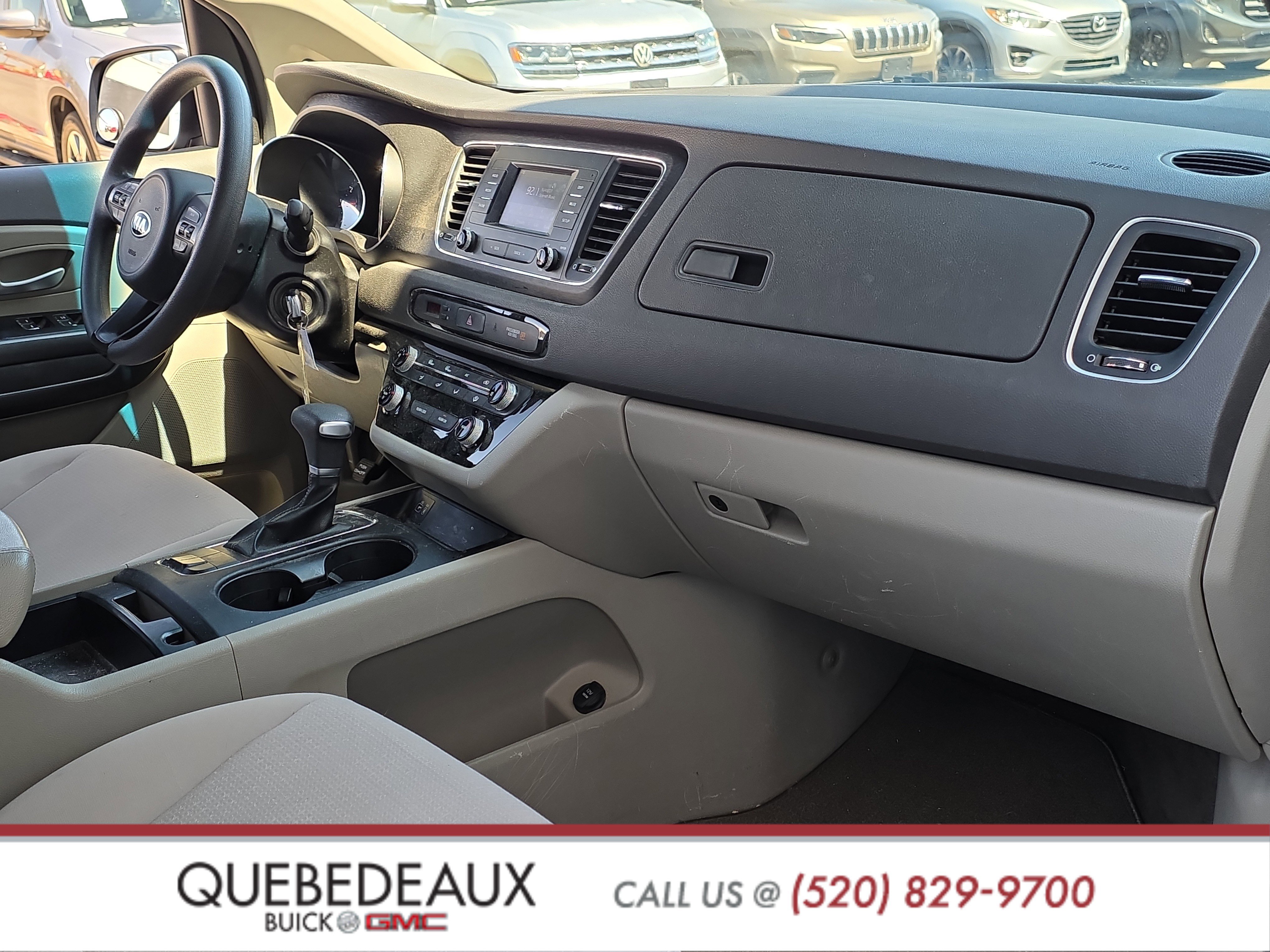 Used 2018 Kia Sedona LX image 26