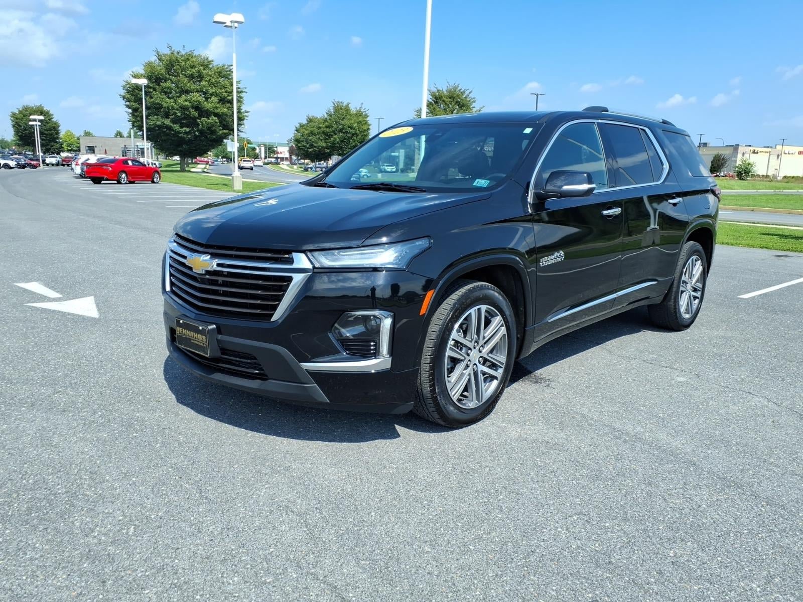 Certified 2023 Chevrolet Traverse High Country AWD/4WD image 1