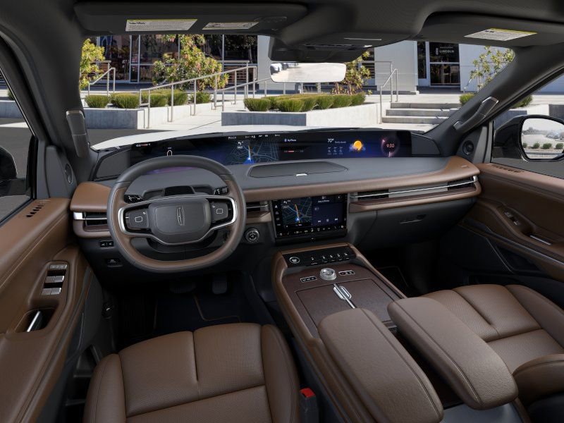 New 2026 Lincoln Navigator L Reserve AWD/4WD image 9