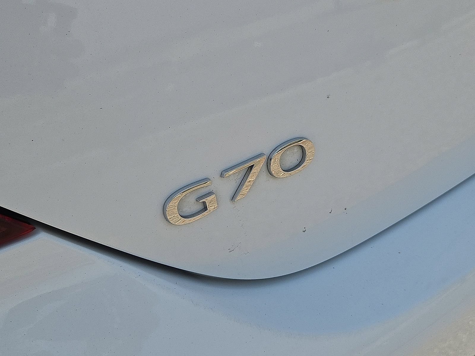 Used 2025 Genesis G70 2.5T RWD image 11