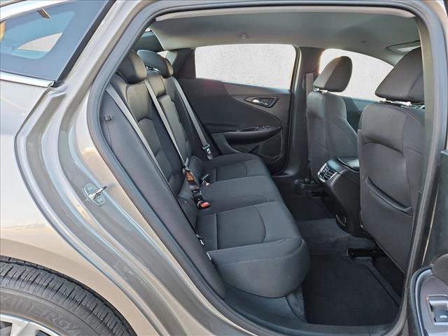 Used 2025 Chevrolet Malibu LT image 19