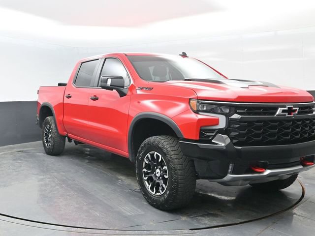 Used 2024 Chevrolet Silverado 1500 ZR2 w/ LPO, Dark Essentials Package AWD/4WD image 2
