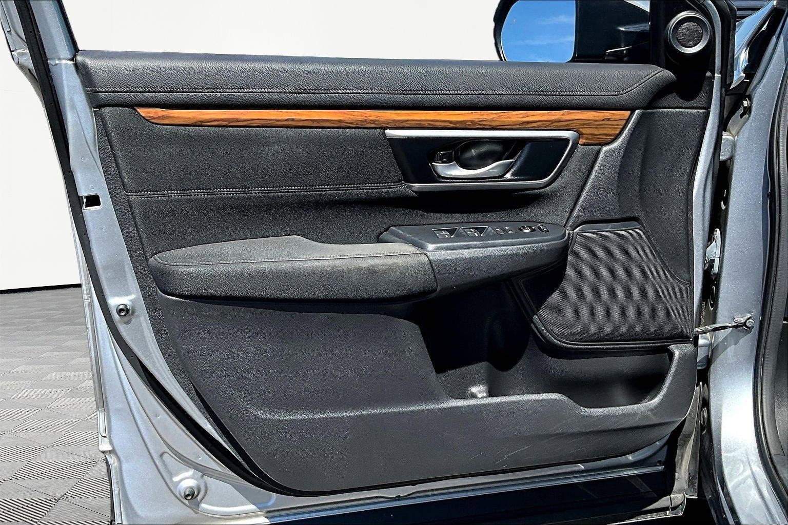 Used 2020 Honda CR-V EX image 20