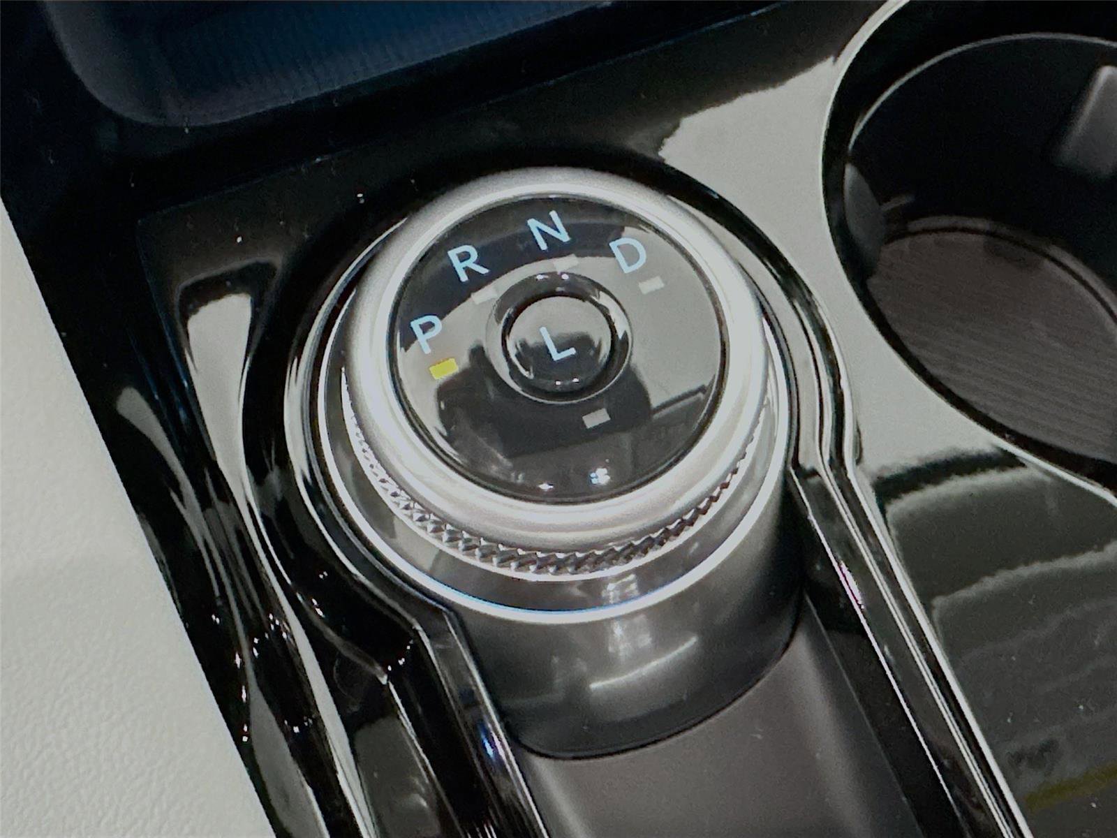 New 2026 Ford Explorer Platinum image 15