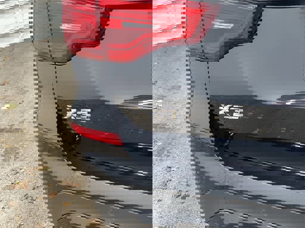 Used 2018 BMW X3 xDrive30i image 10