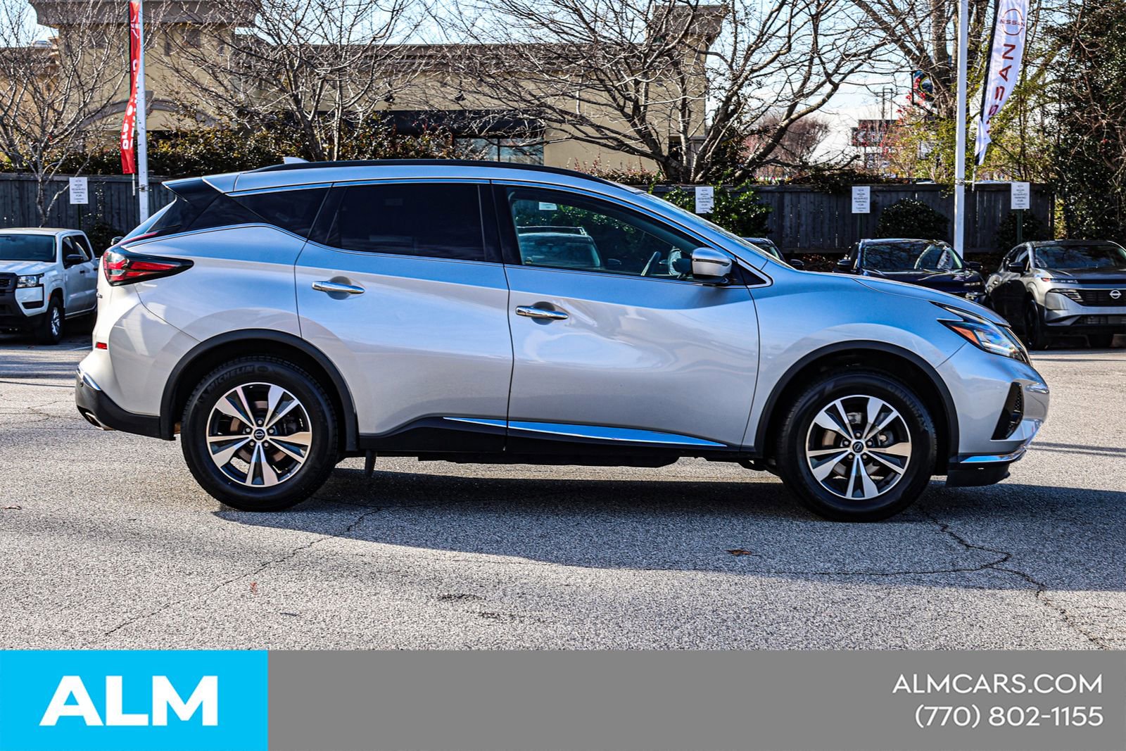 Used 2023 Nissan Murano SV AWD/4WD image 11