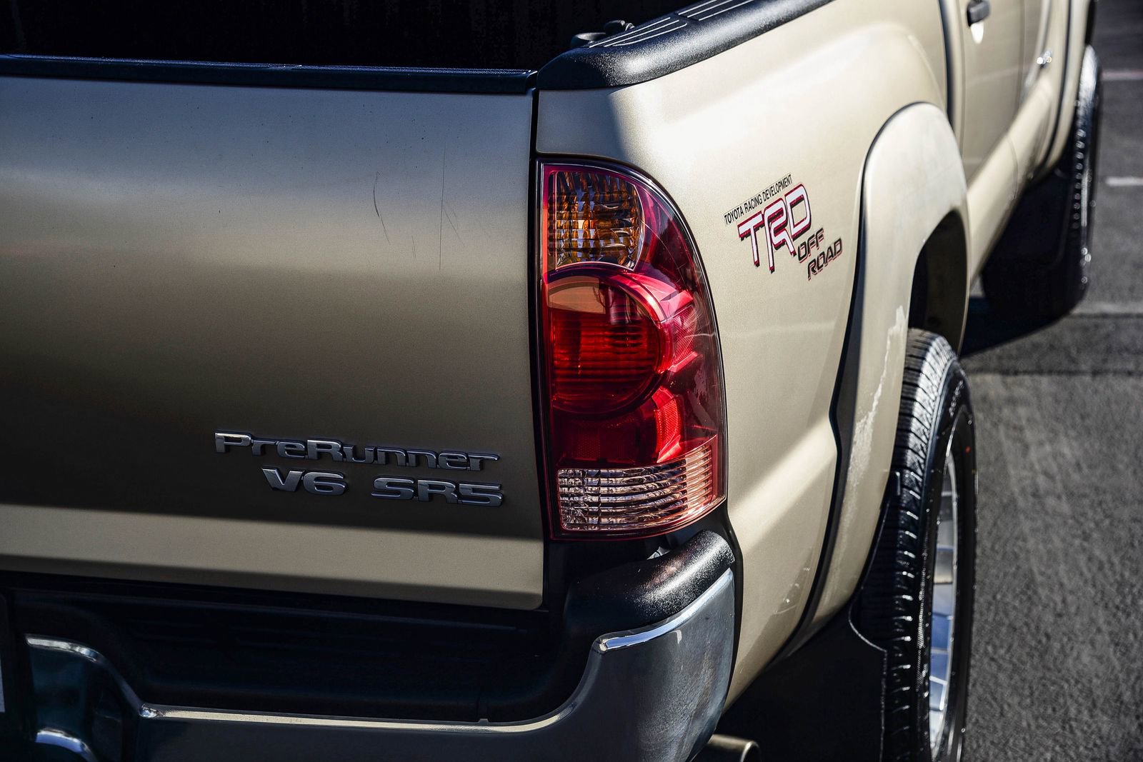 Used 2006 Toyota Tacoma PreRunner image 8