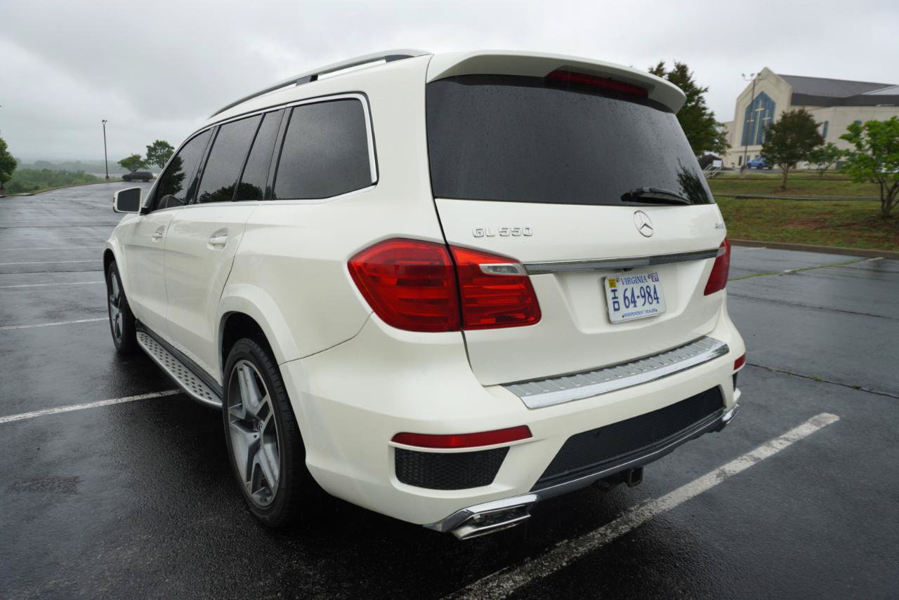 Used 2013 Mercedes-Benz GL 550 4MATIC image 12
