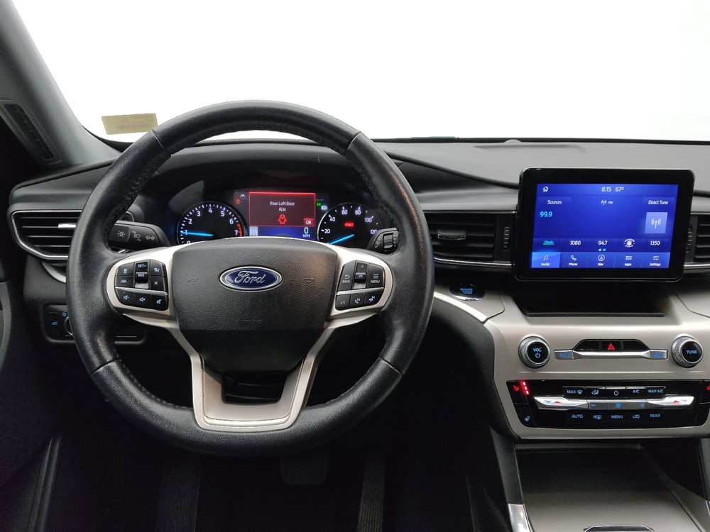 Used 2022 Ford Explorer XLT w/ Equipment Group 202A image 22