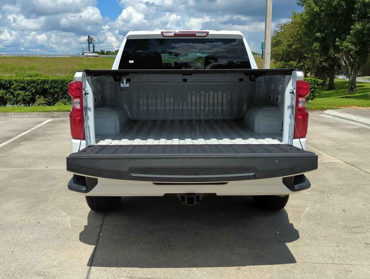 Used 2026 Chevrolet Silverado 1500 Custom AWD/4WD image 22