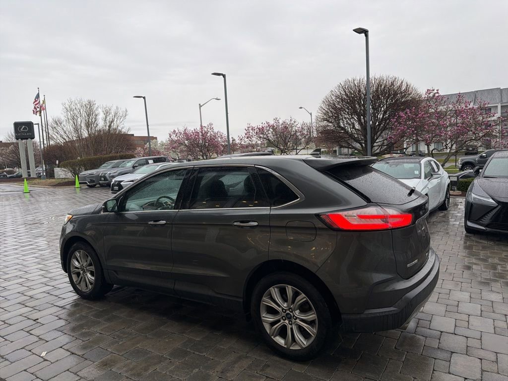 Used 2019 Ford Edge Titanium w/ Equipment Group 301A image 16