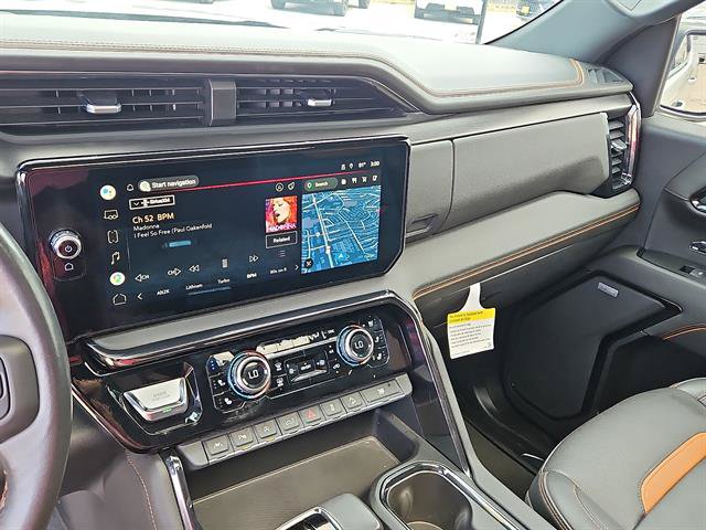 Used 2022 GMC Sierra 1500 AT4 w/ AT4 Premium Package AWD/4WD image 16