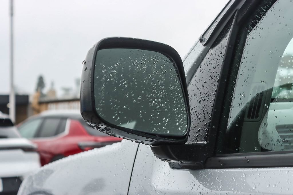 Used 2021 Nissan Frontier SV image 14