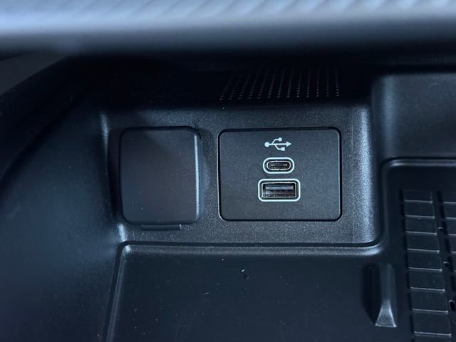 Used 2025 Ford Bronco Sport Badlands image 12