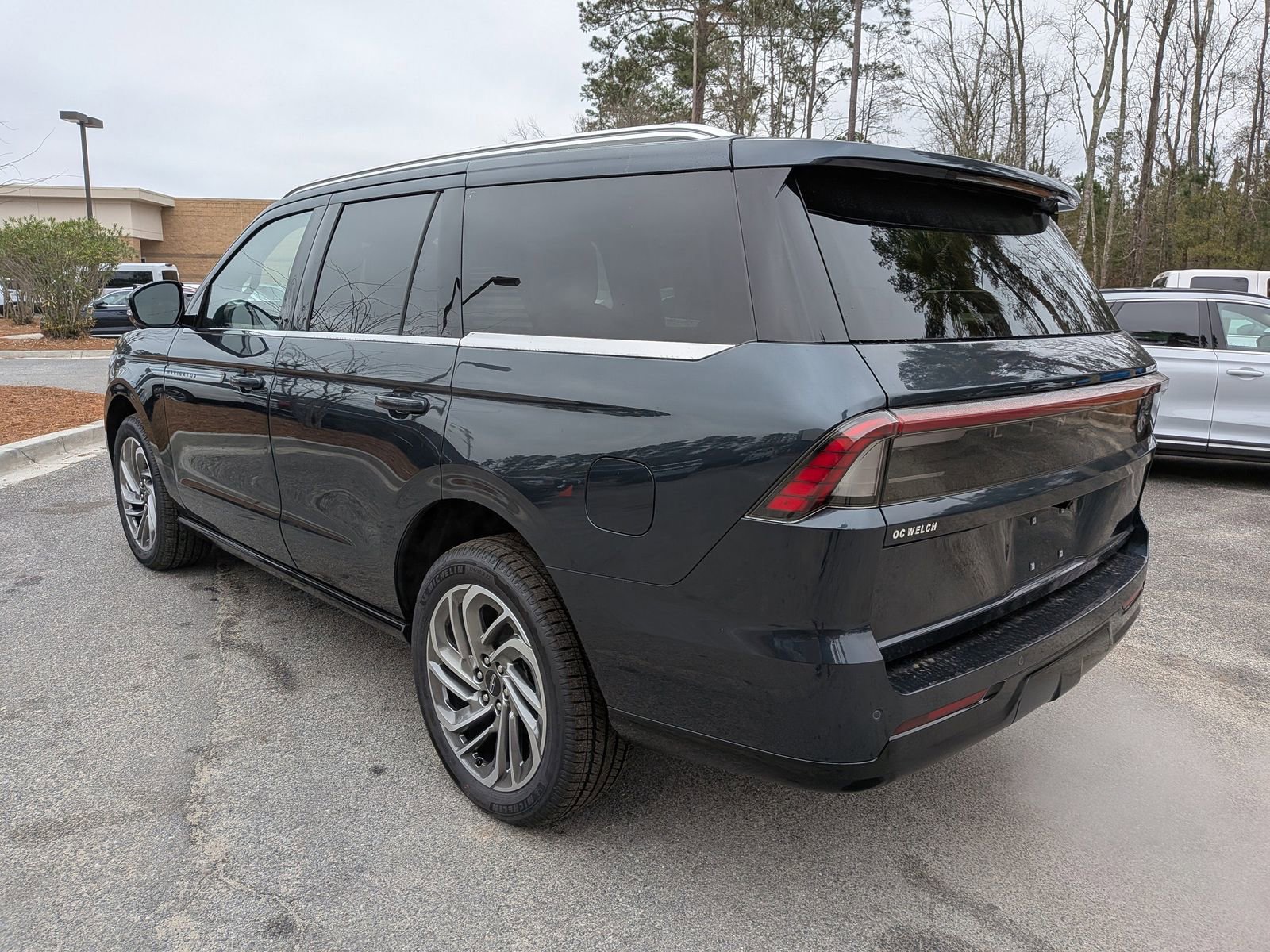 New 2025 Lincoln Navigator Reserve image 7