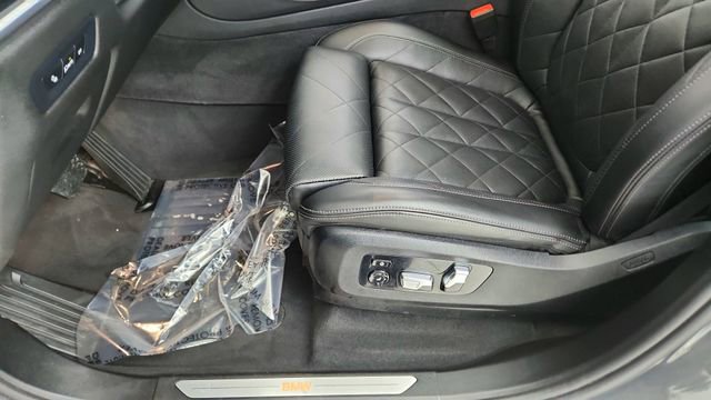 Used 2024 BMW X5 sDrive40i image 36