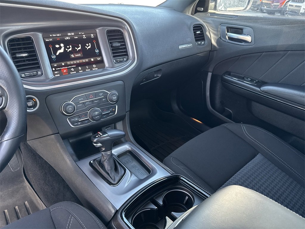 Certified 2021 Dodge Charger SXT w/ Blacktop Package image 26