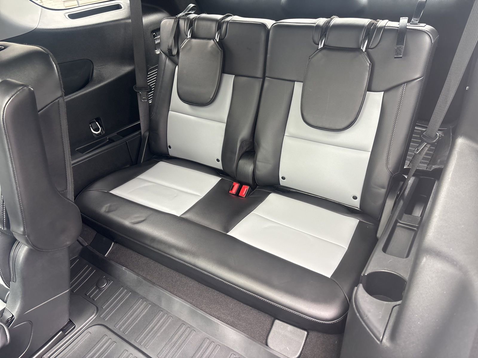 Certified 2023 Ford Explorer XLT w/ Equipment Group 202A image 41