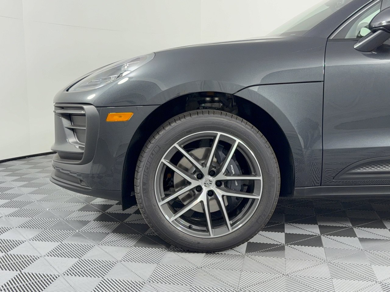 New 2026 Porsche Macan AWD/4WD image 13