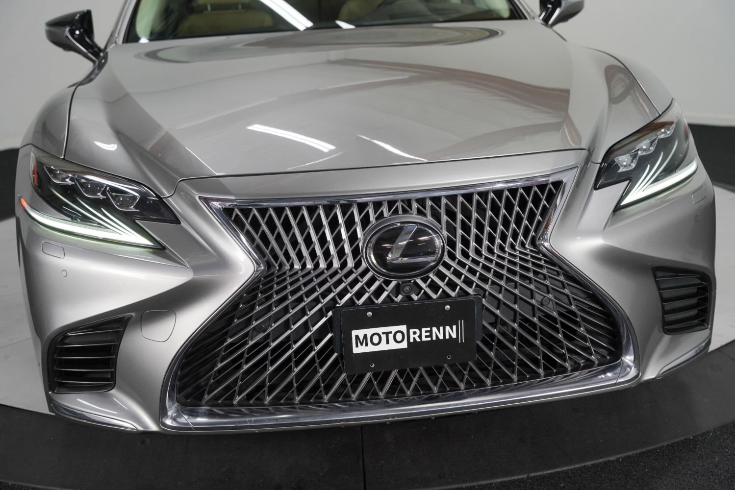 Used 2018 Lexus LS 500 w/ Luxury Package image 15