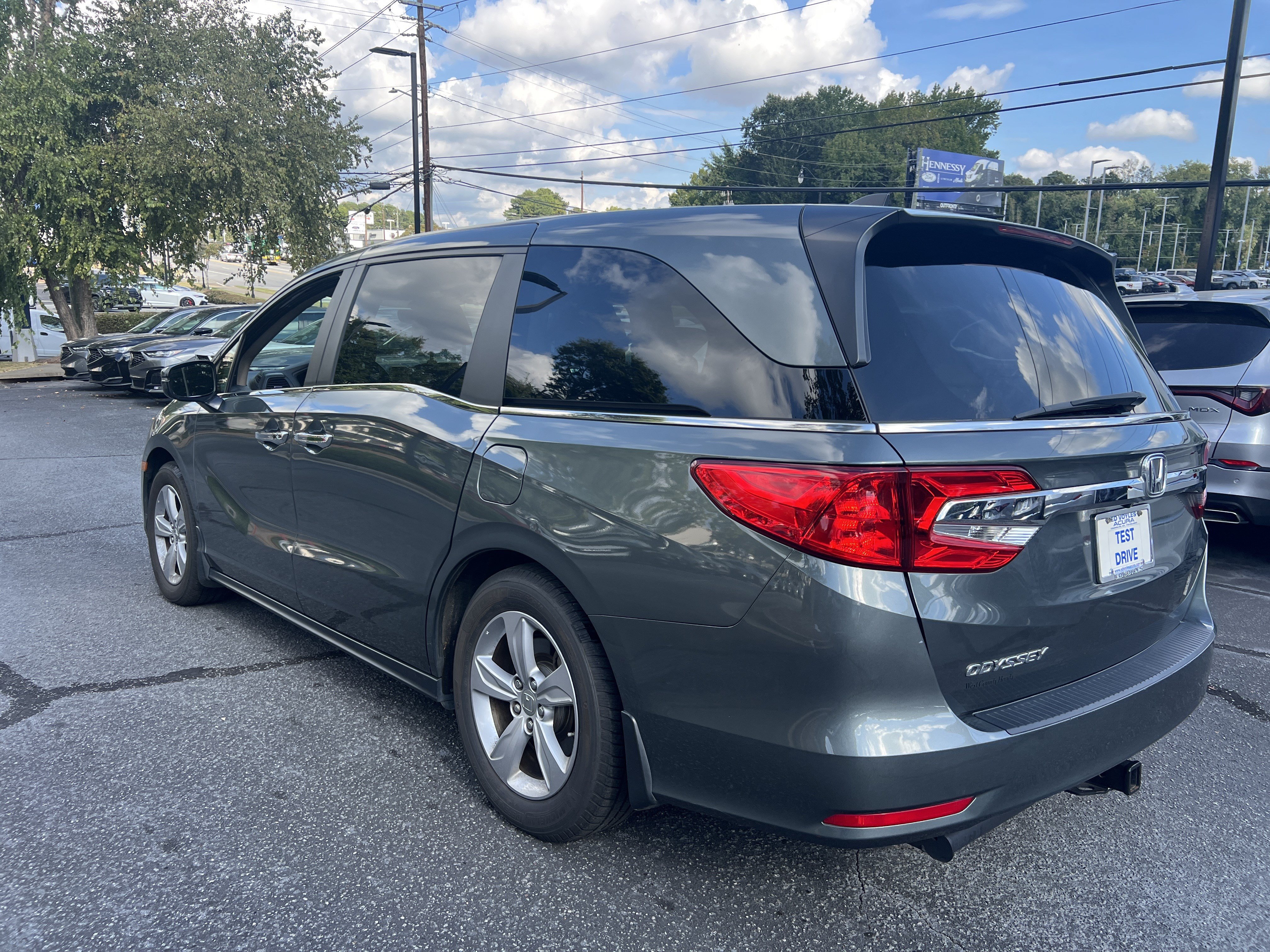 Used 2018 Honda Odyssey EX-L image 3