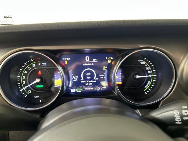 Used 2023 Jeep Wrangler Unlimited w/ Cold Weather Group image 17