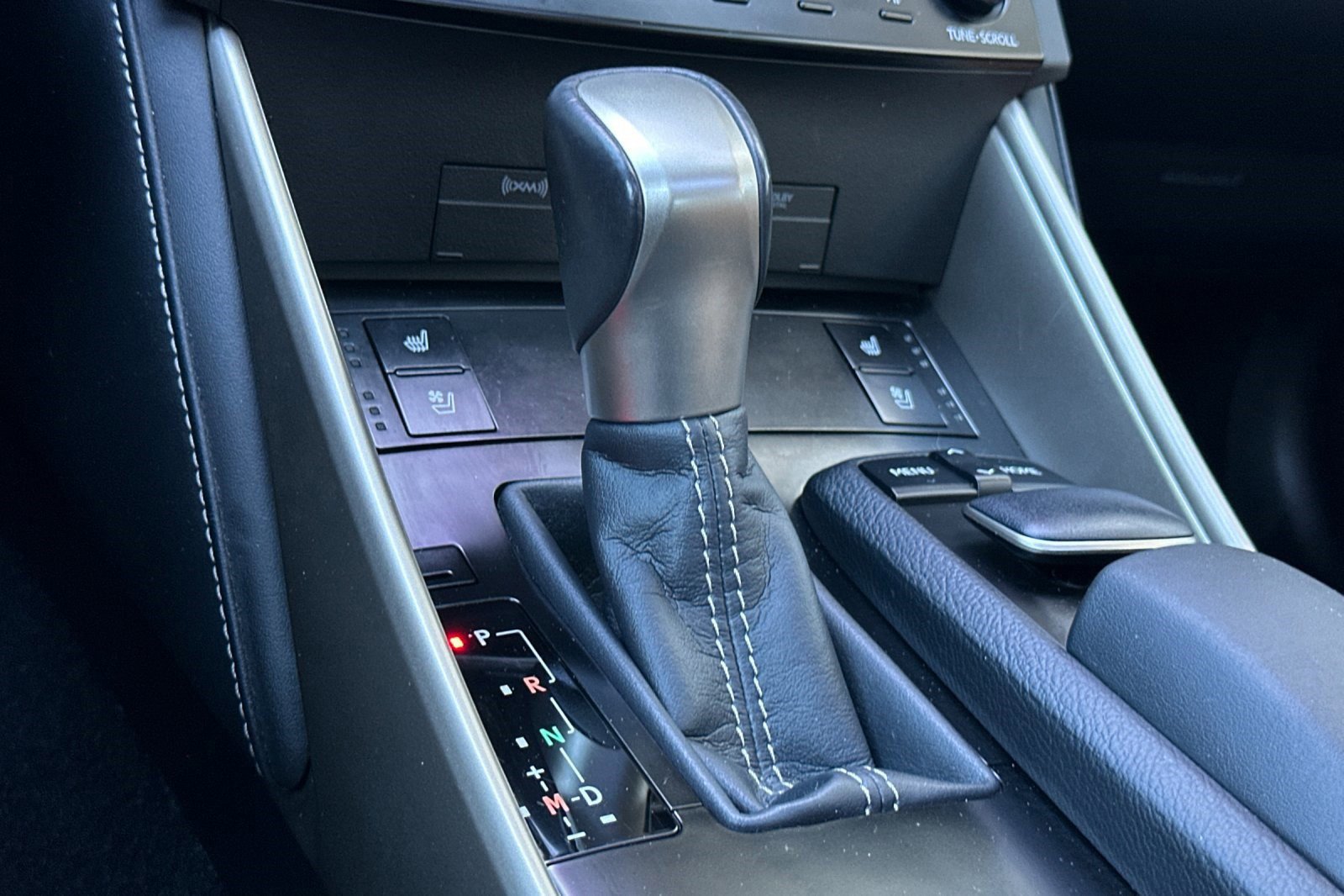 Used 2014 Lexus IS 350 w/ Luxury Package w/Brown Wood image 17