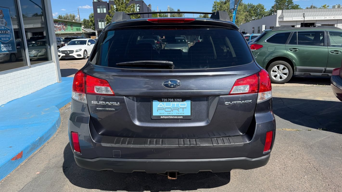 Used 2013 Subaru Outback 2.5i Premium w/ Popular Pkg 1B AWD/4WD image 3
